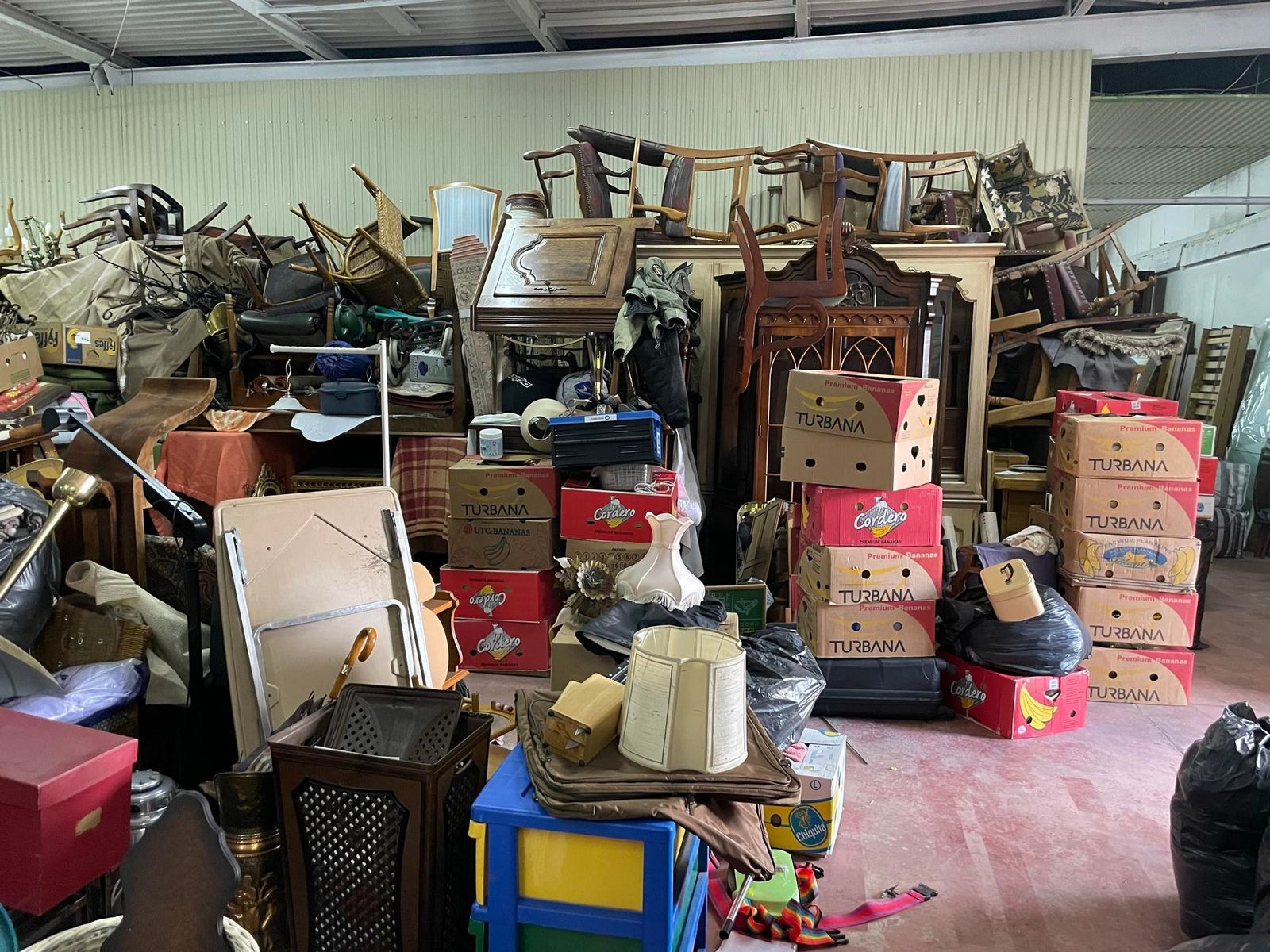 Grenier vidé et nettoyé